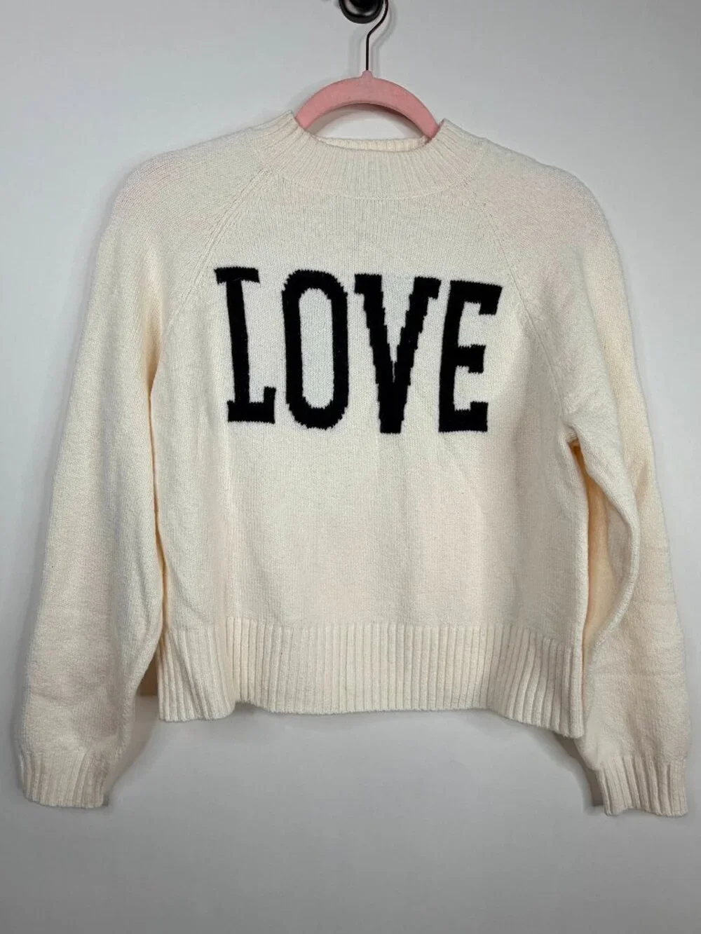 Old Navy SoSoft Loose Graphic Sweater Holiday Verbia Love114 XS #A3245